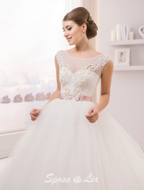 https://www.sposa-lia.com/images/stories/virtuemart/product/130 (2).jpg
